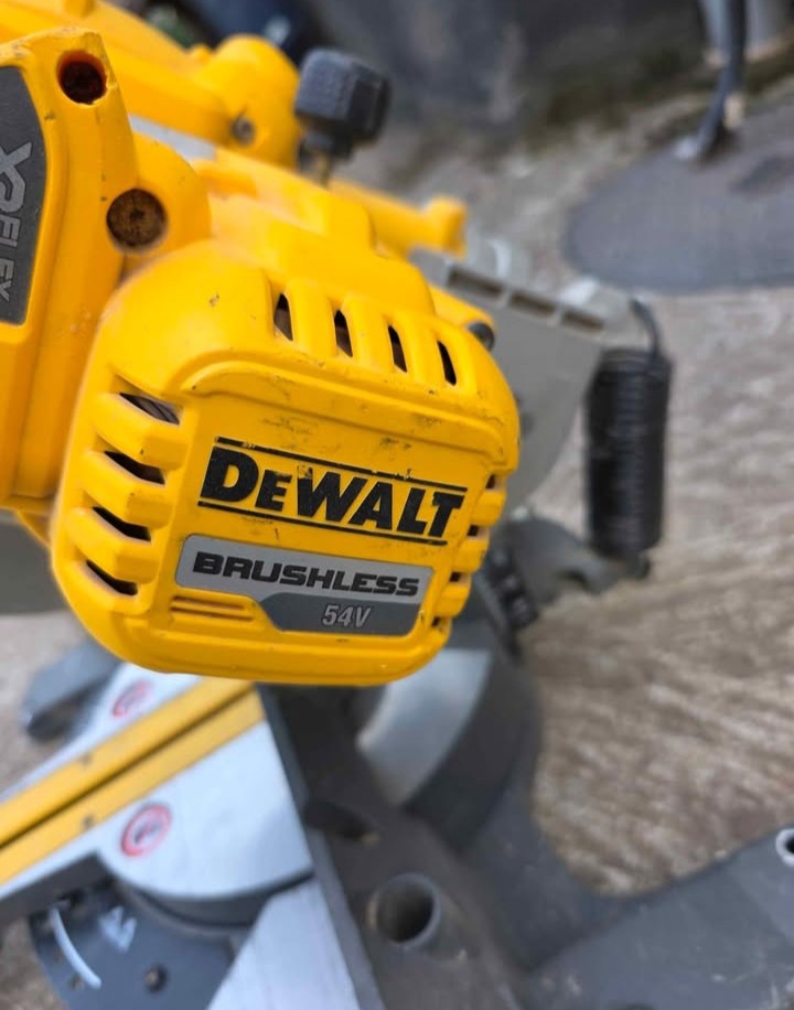 DeWALT DCS-777 - 3