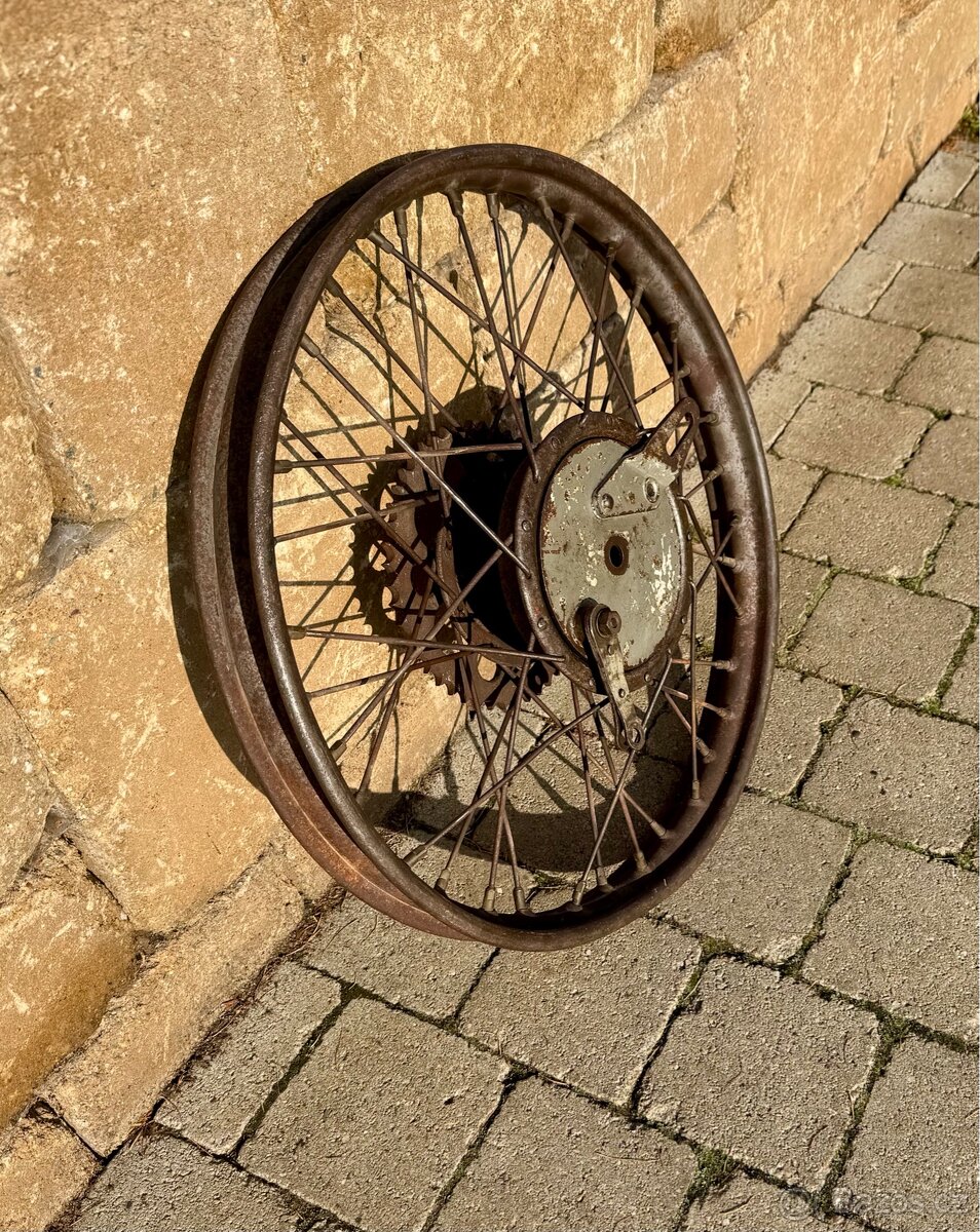 Jawa 175 250 speciál - zadní kolo - 3