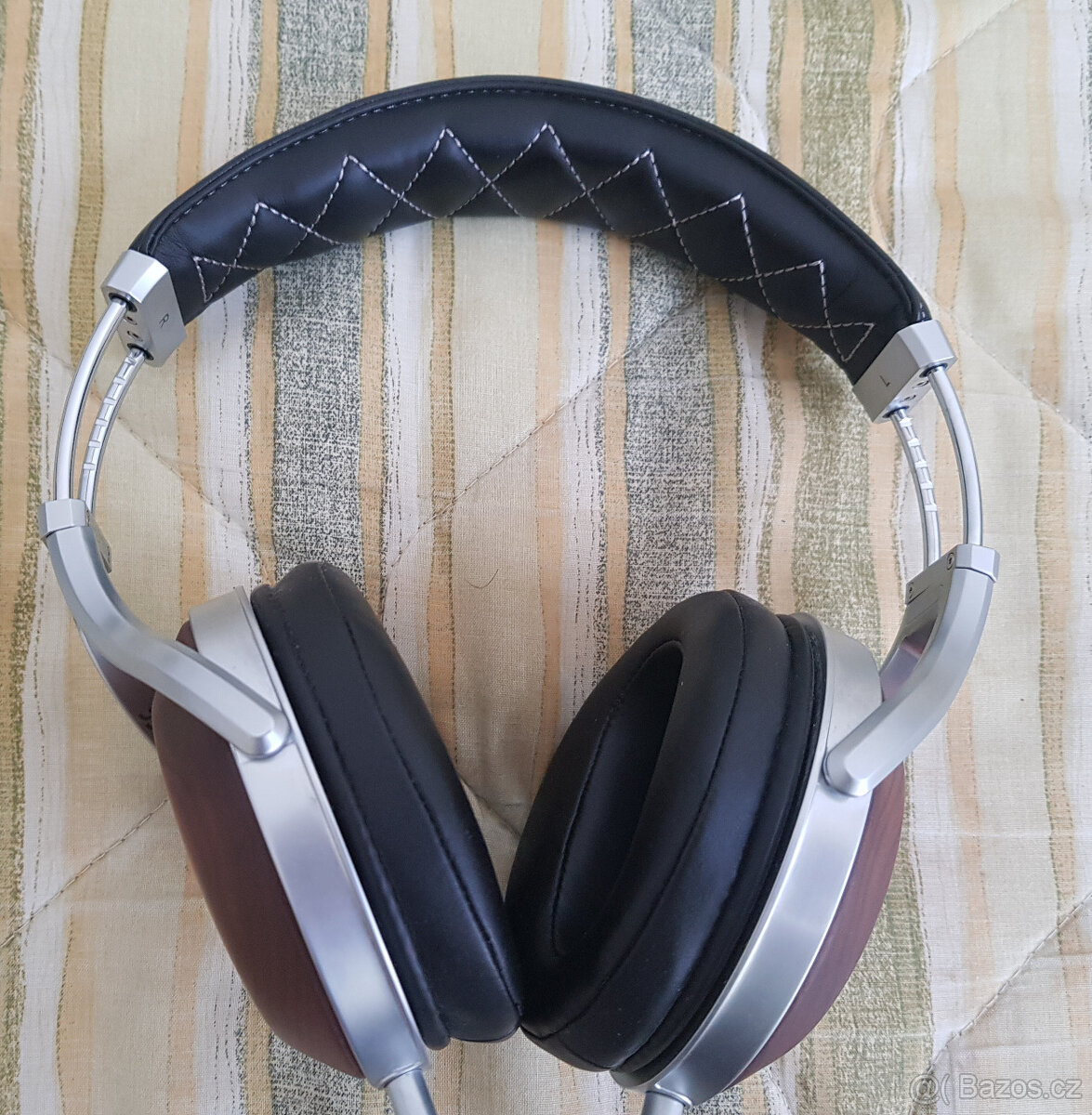 Sluchátka DENON AH-D7200 - 3