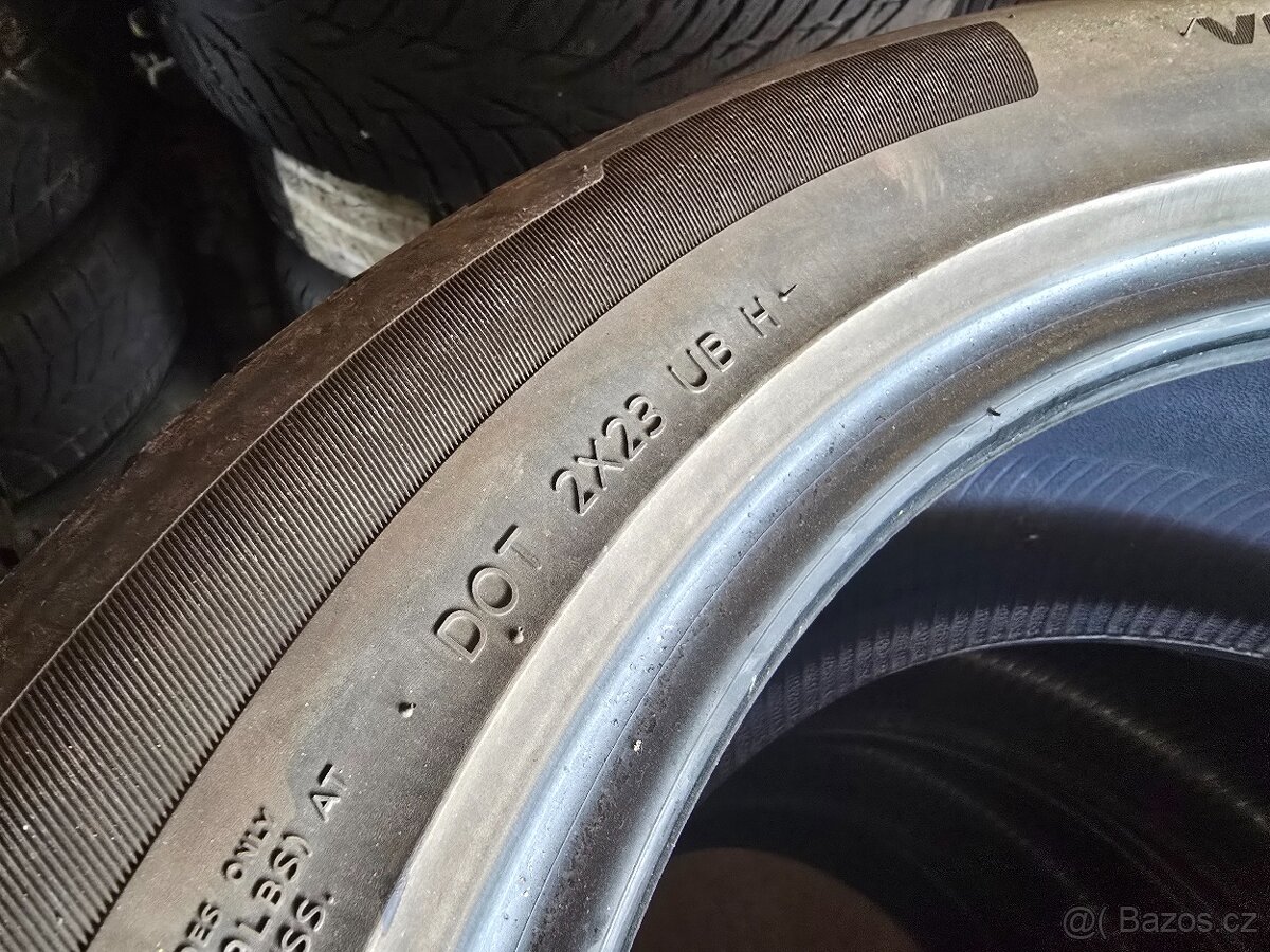 Prodám pneu Hankook S1 EVO2 SUV 235/50/19 - 3