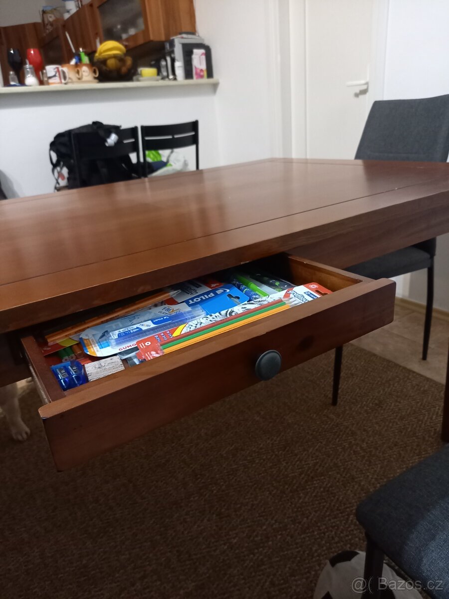 Jídelní stůl - 3
