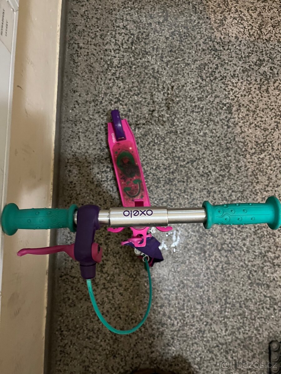 Dětská koloběžka Oxelo s brzdou - 3