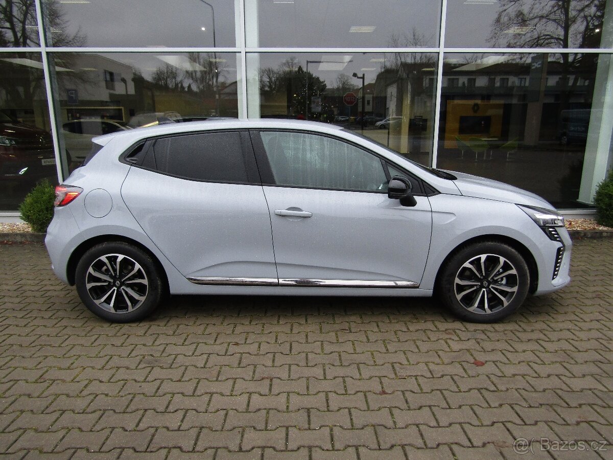 Renault Clio V E-Tech full hybrid 105 kW/145k Techno - 3