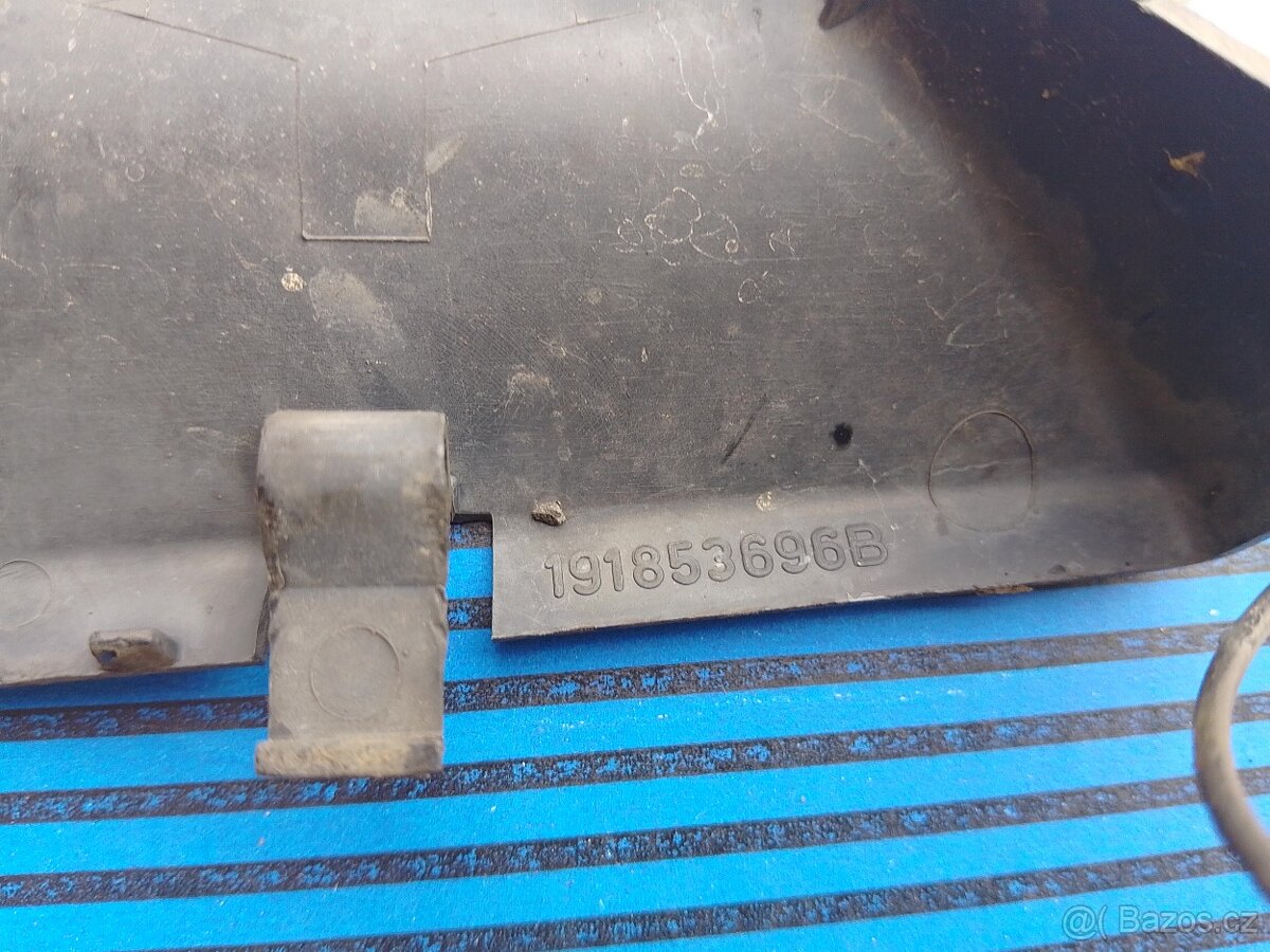 Vw Golf mk2 krytka tažného oka - 3