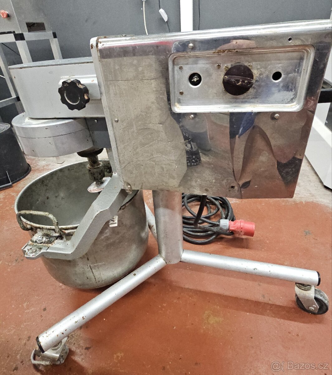 Prodám hnětač těsta - 3