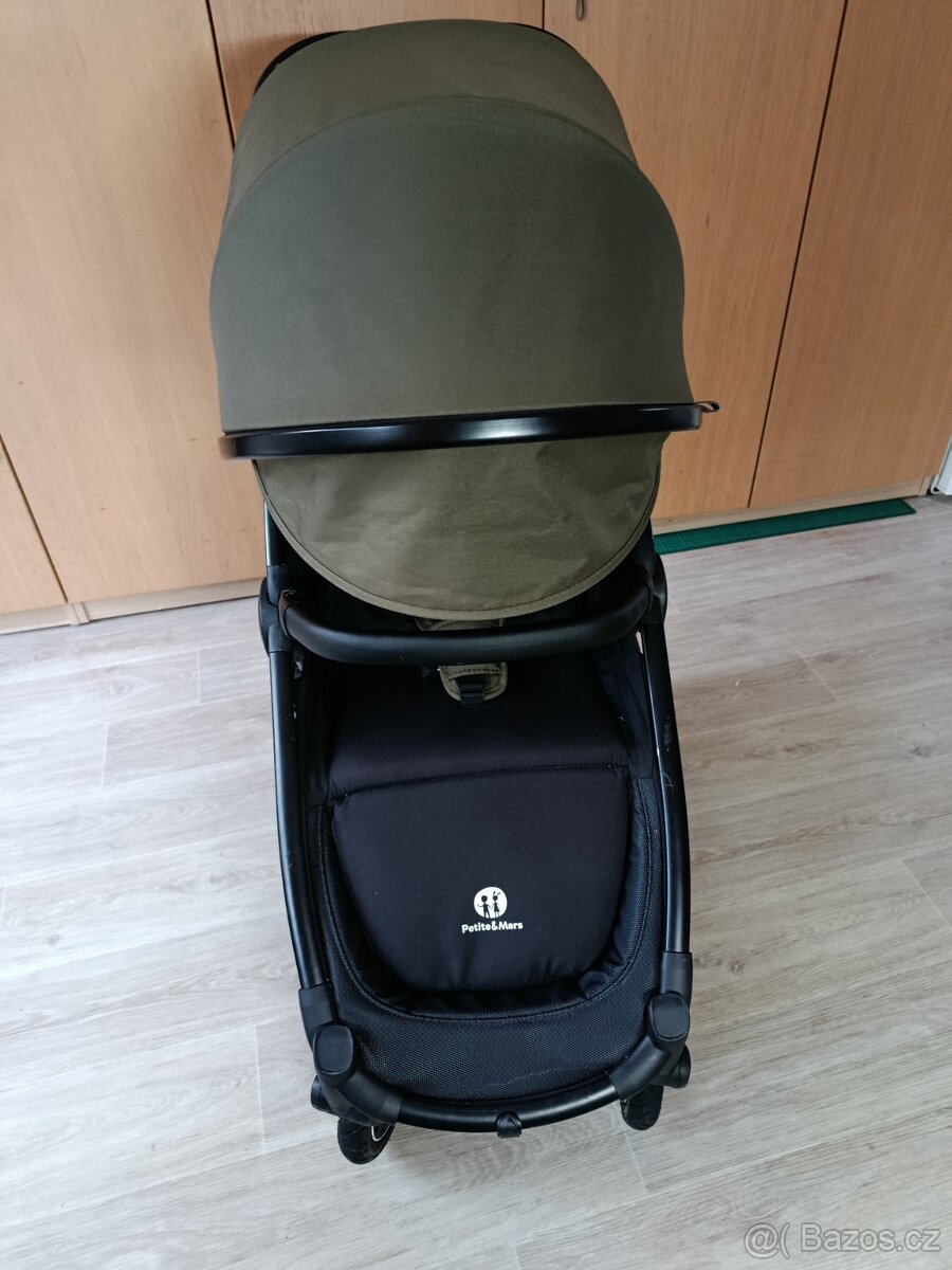 Kočárek Petite mars street - 3
