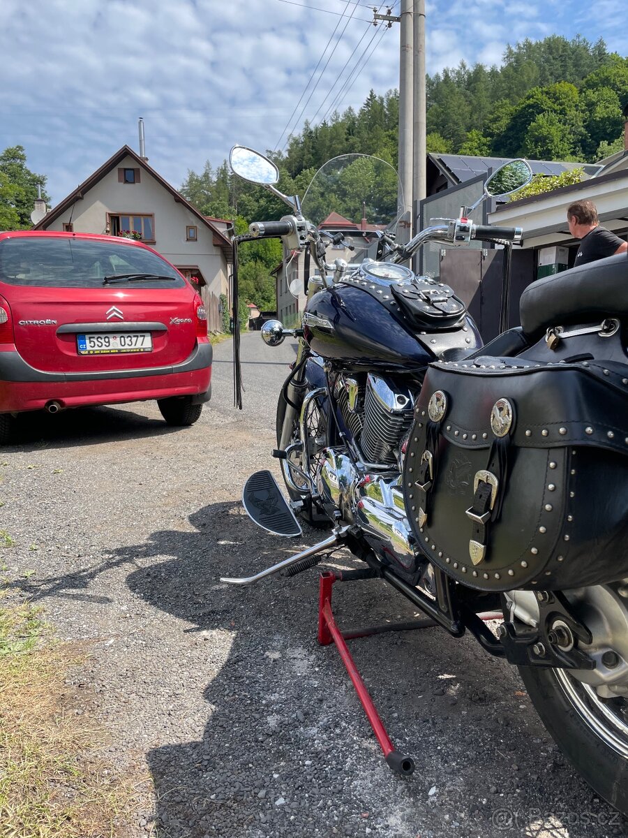 Yamaha XVS1100 DragStar - 3