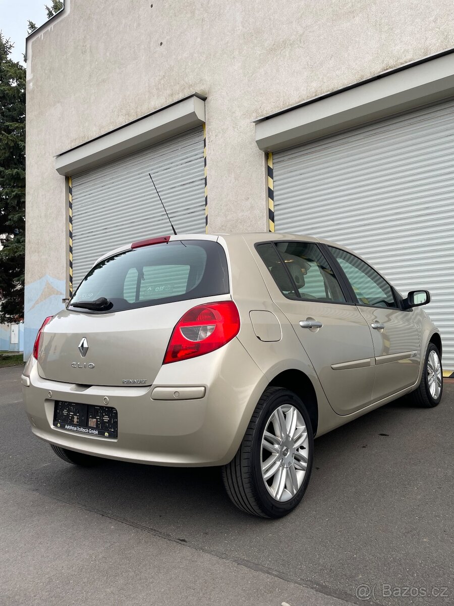 Renault Clio 3 1.6 16V INITIALE - 3