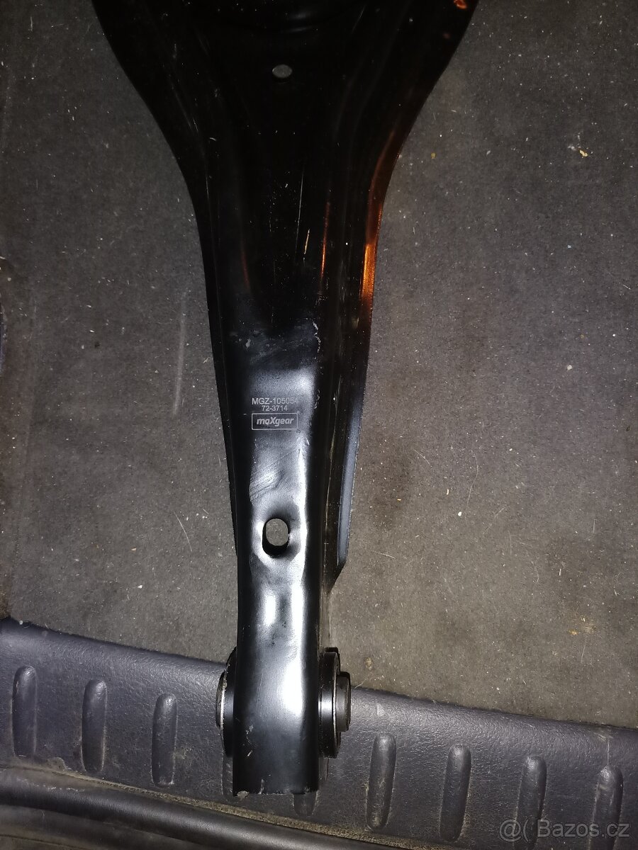 Zadní rameno maXgear MGZ-105054 resp. 72-3714 - 3