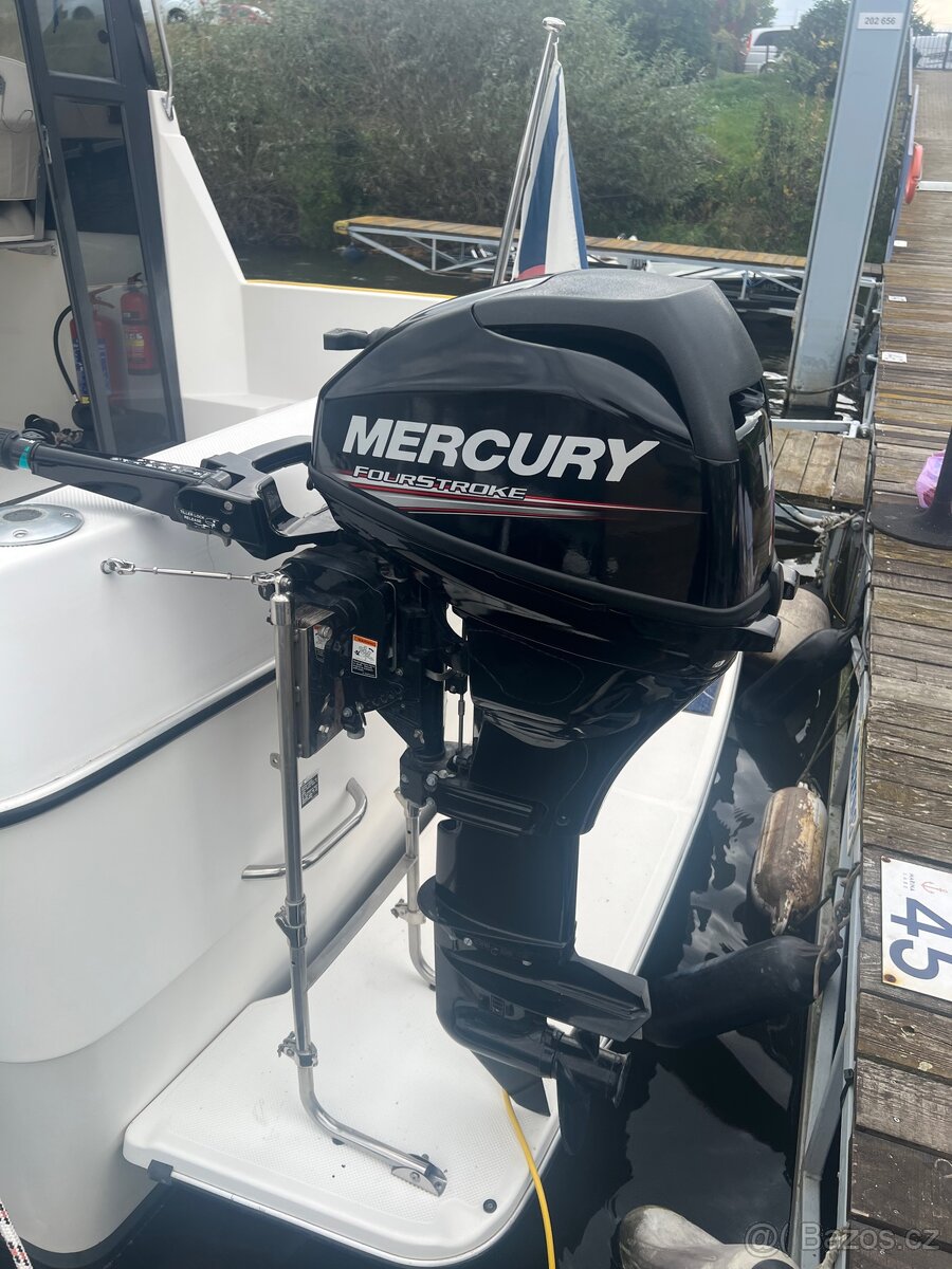 Závěsný motor Mercury 15hp - 3