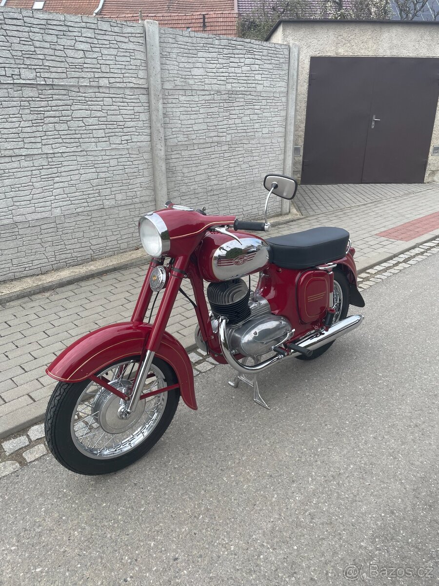 Jawa 250/559 panelka - 3