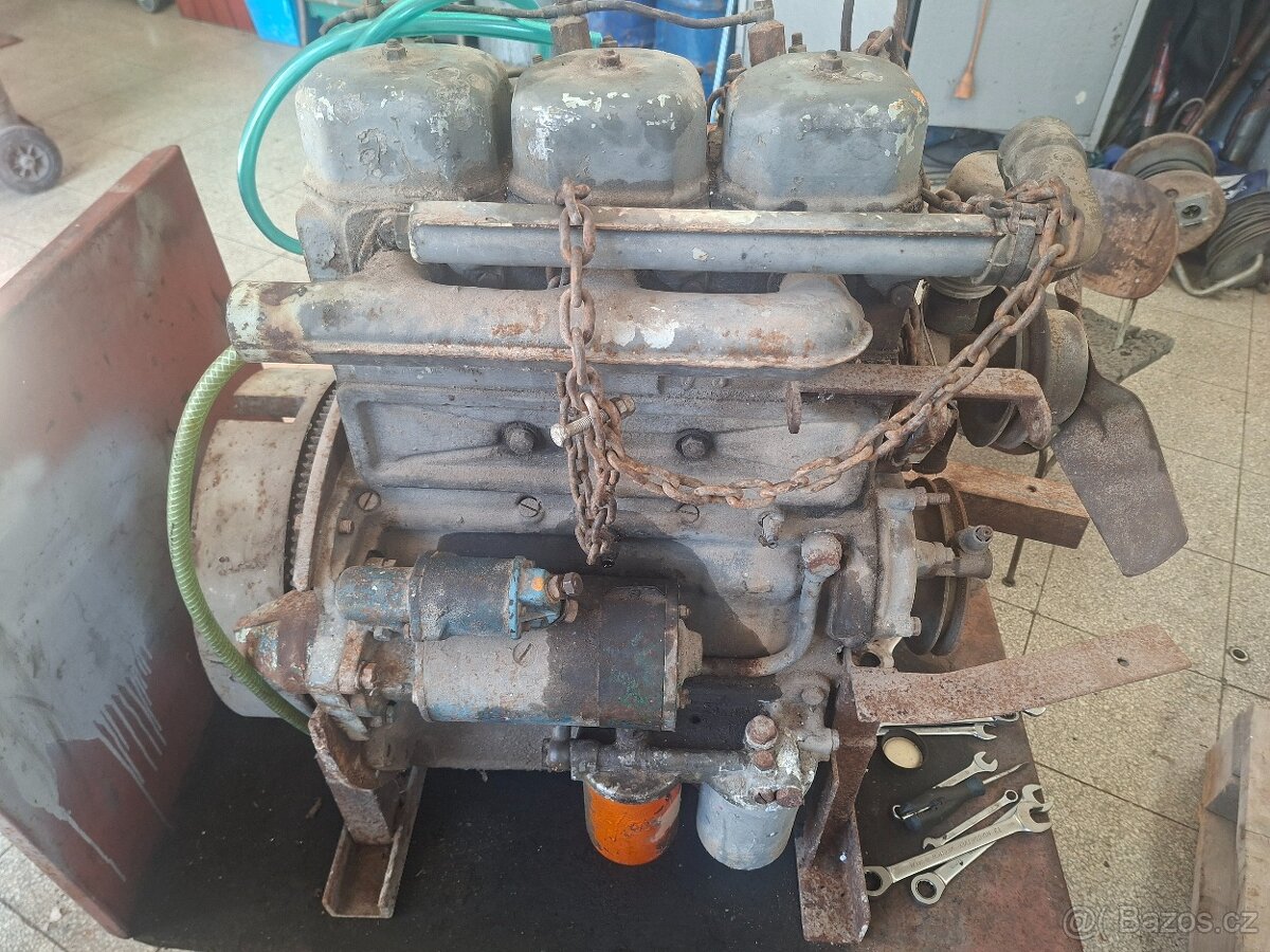 Zetor uřI motor 3001 - 3