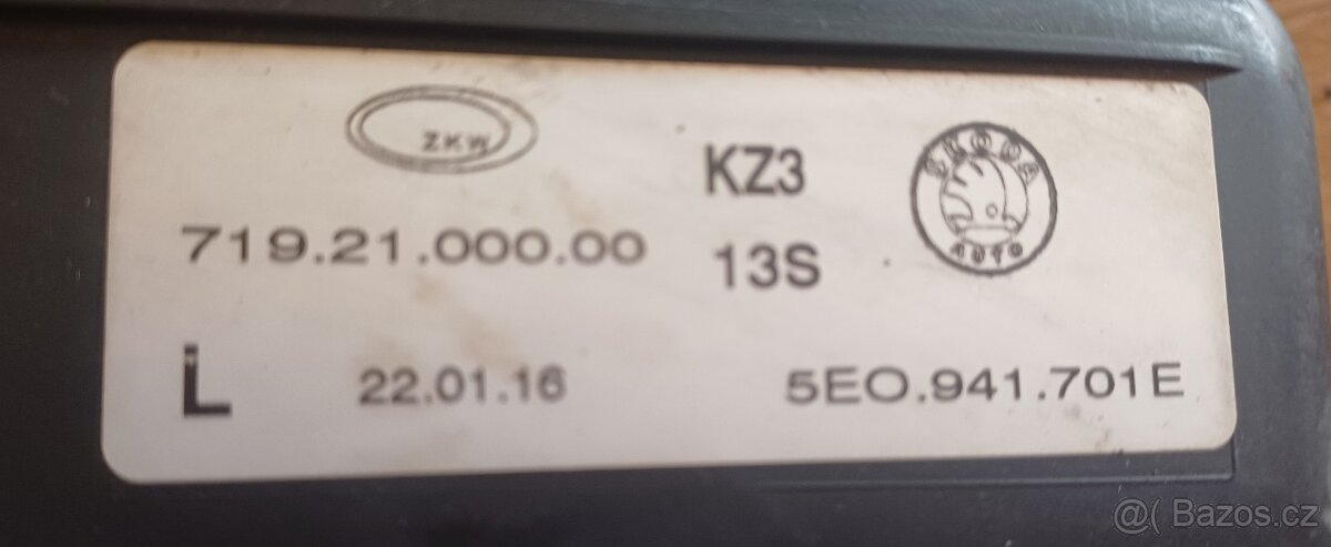 Mlhovka Škoda Octavia III 5E0941701E - 3