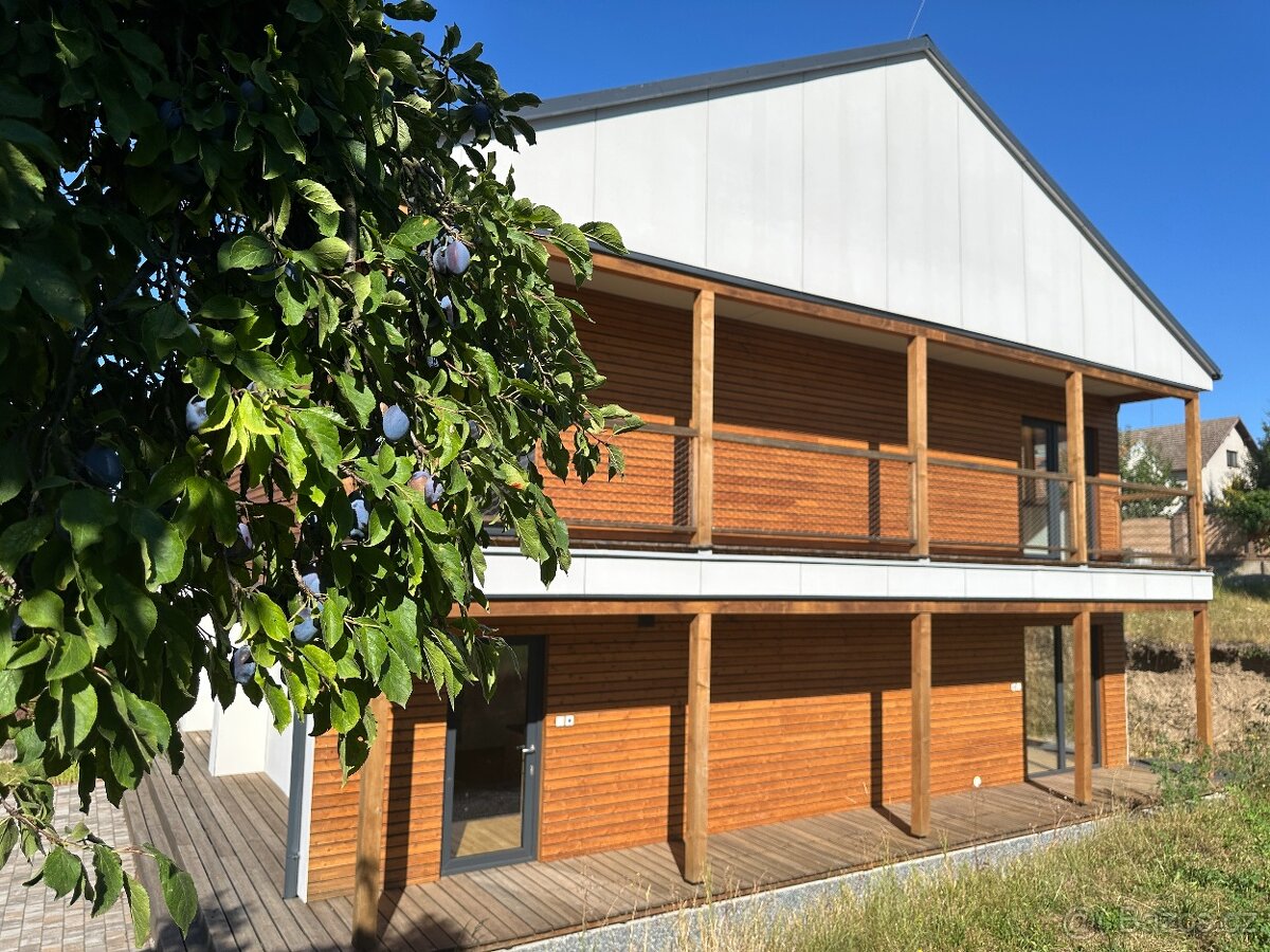 Prodej domu se zahradou Rudíkov (okr. Třebíč) SLEVA na - 3