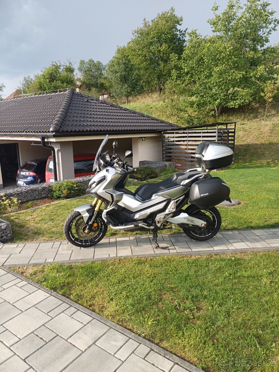Honda x adv 750 - 3