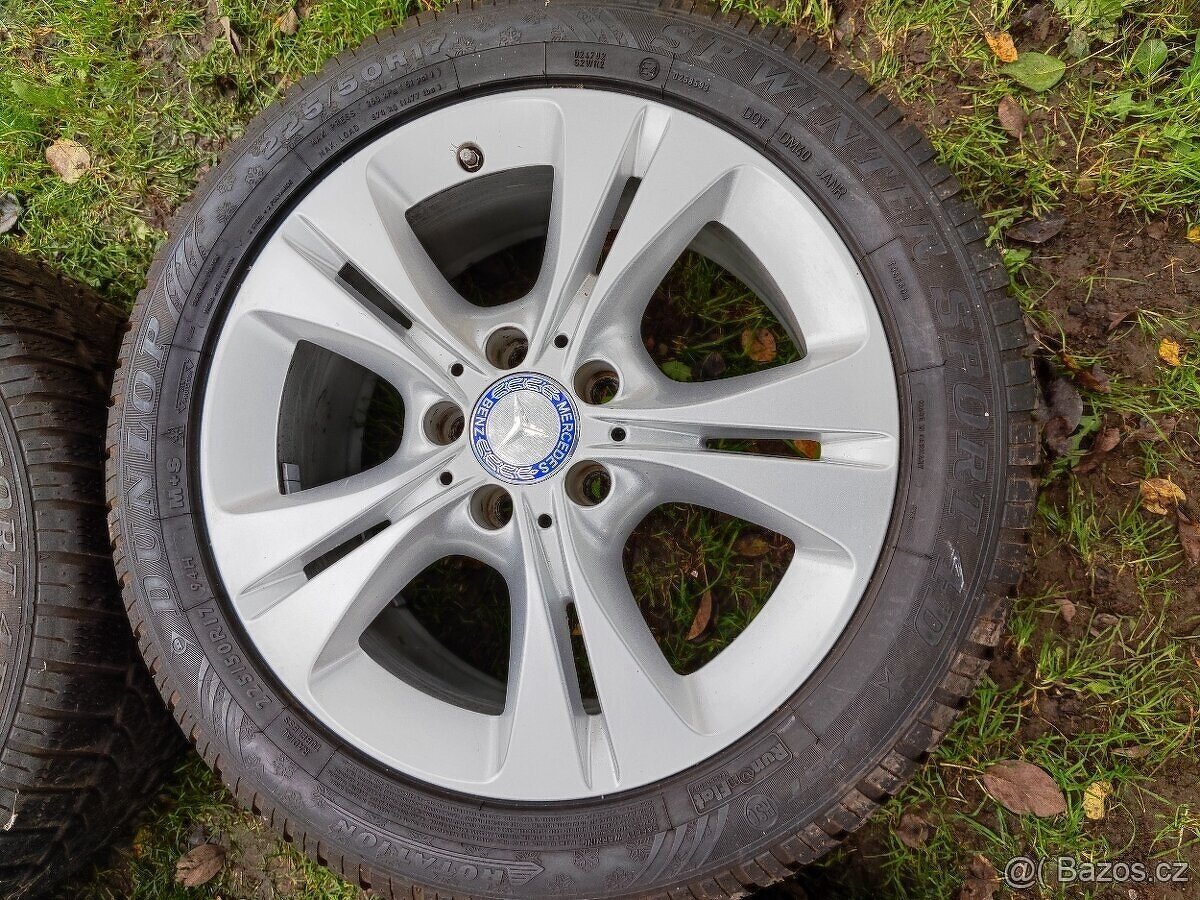 Zimní sada Mercedes w205 r17 5x112 Dunlop 225/50/17 6mm - 3