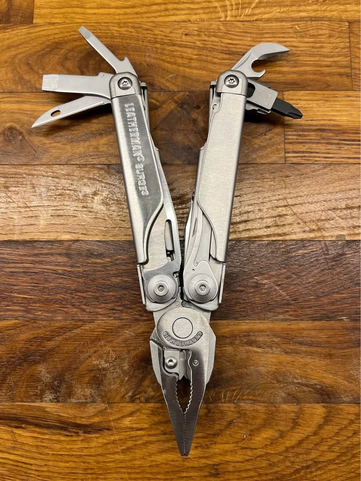 Prodám nový multitool Leatherman Surge - 3