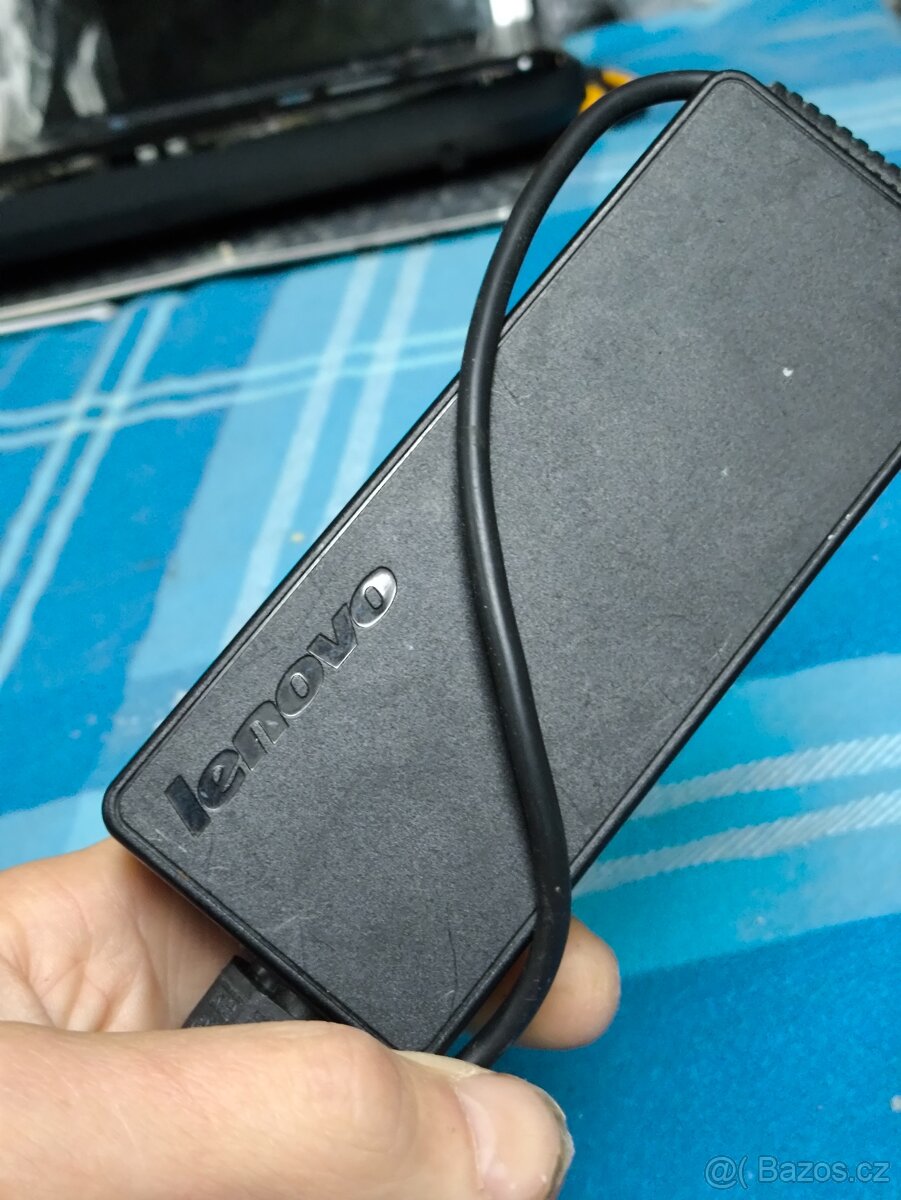 Prodám nabíječku Lenovo nebo vyměním a samiš - 3