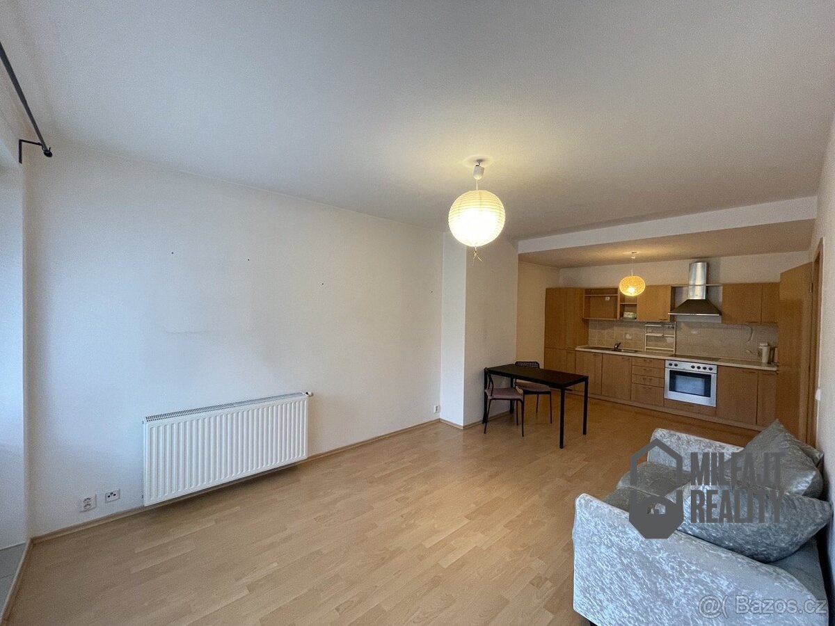 Pronájem bytu 2+kk+L, 44 m2, Liberec - Perštýn, ev.č. 06825 - 3