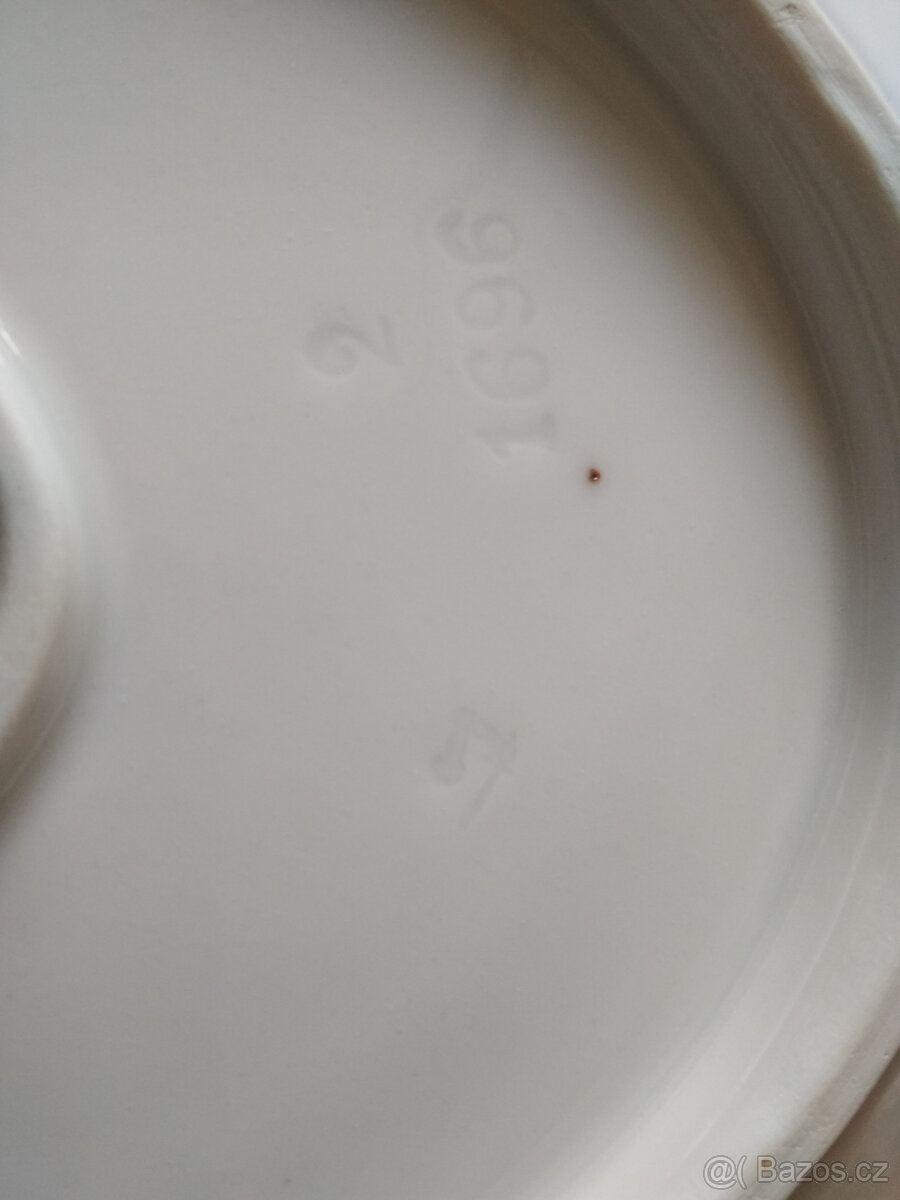 oválná mísa, Loket - 3