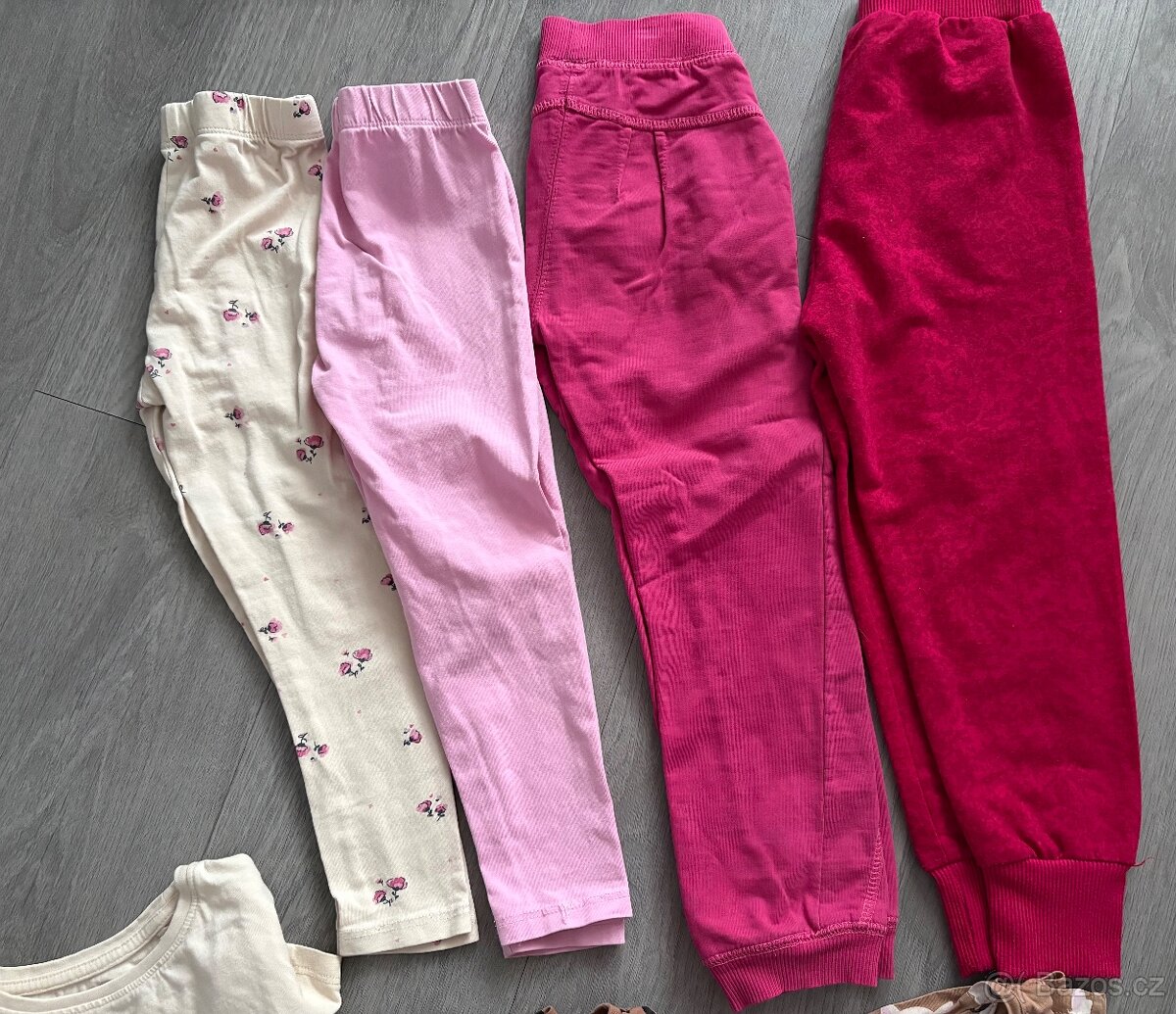 Leginy a trička - 3