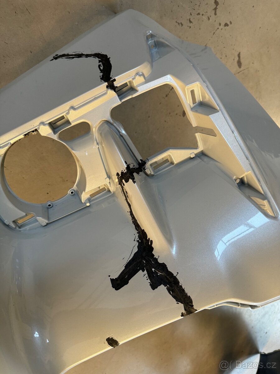 Nárazník GR YARIS - 3