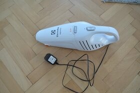 Citrusovač, vysavač, tablet - 3