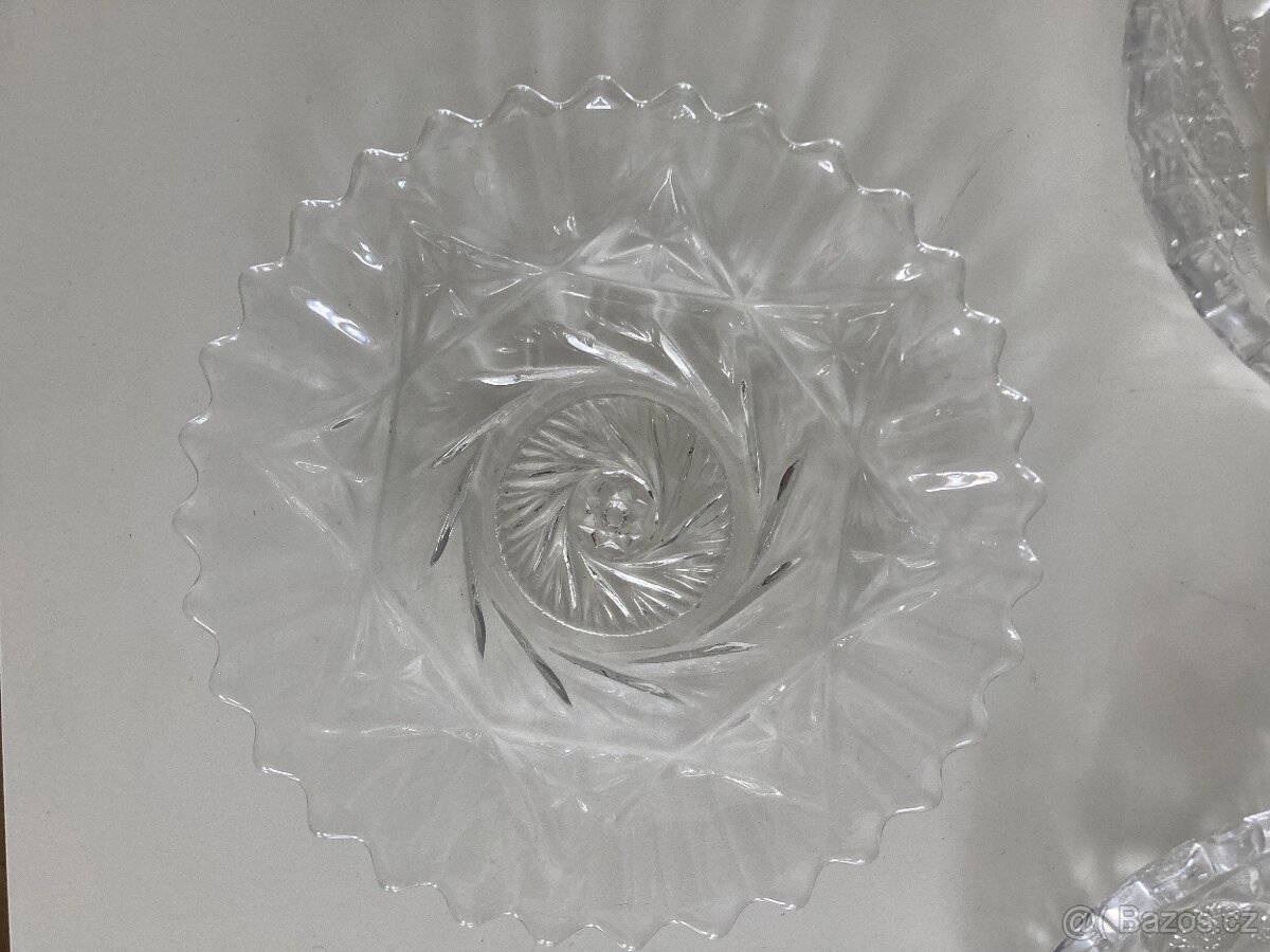 Broušené desertní misky 6 + 2 - 3