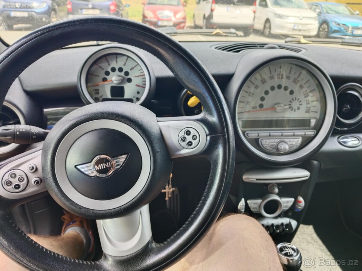 Mini Cooper R56 S - 3