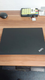 Lenovo T14 Gen1 - dotykový - 3