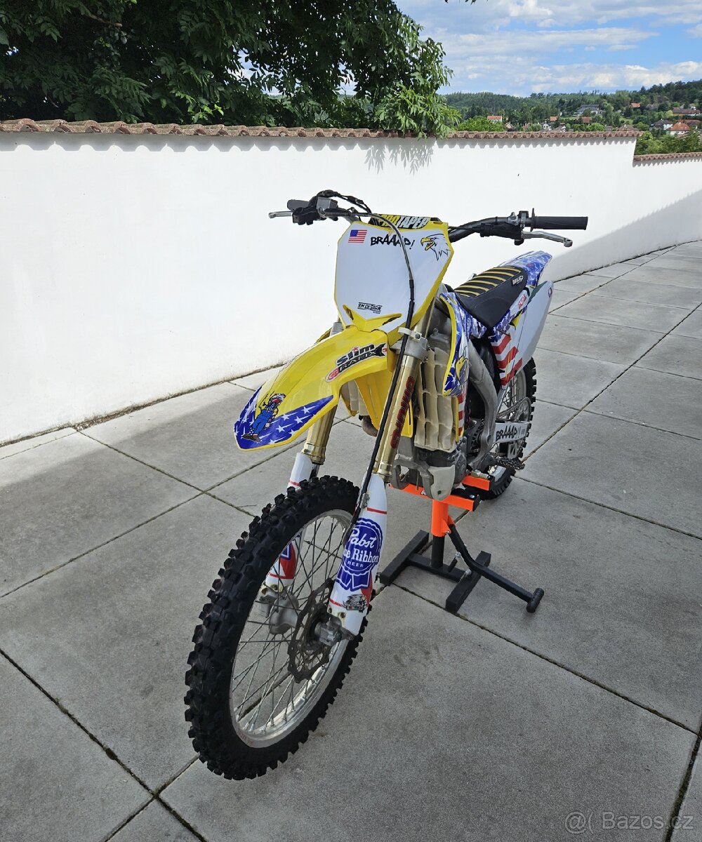 Suzuki rmz 250