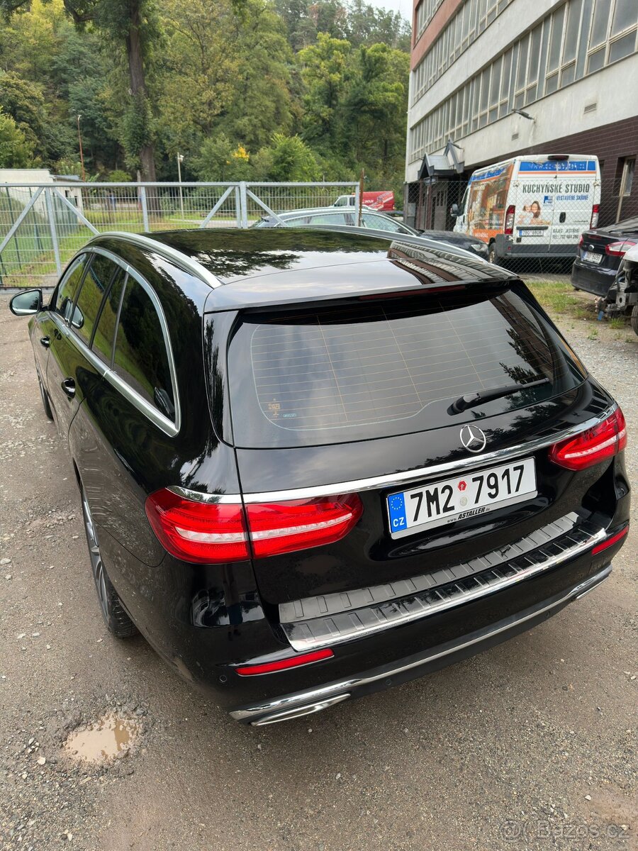 Mercedes Benz e400 - 3