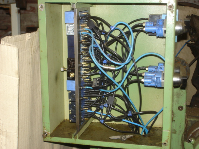 Bruska na pilové kotouče automat. - 3