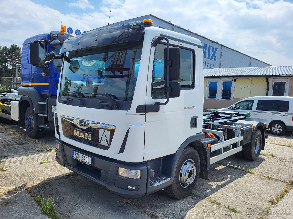 MAN TGL 12.190 4x2BB hákový nosič kontejnerů TECHNOCAR - 3