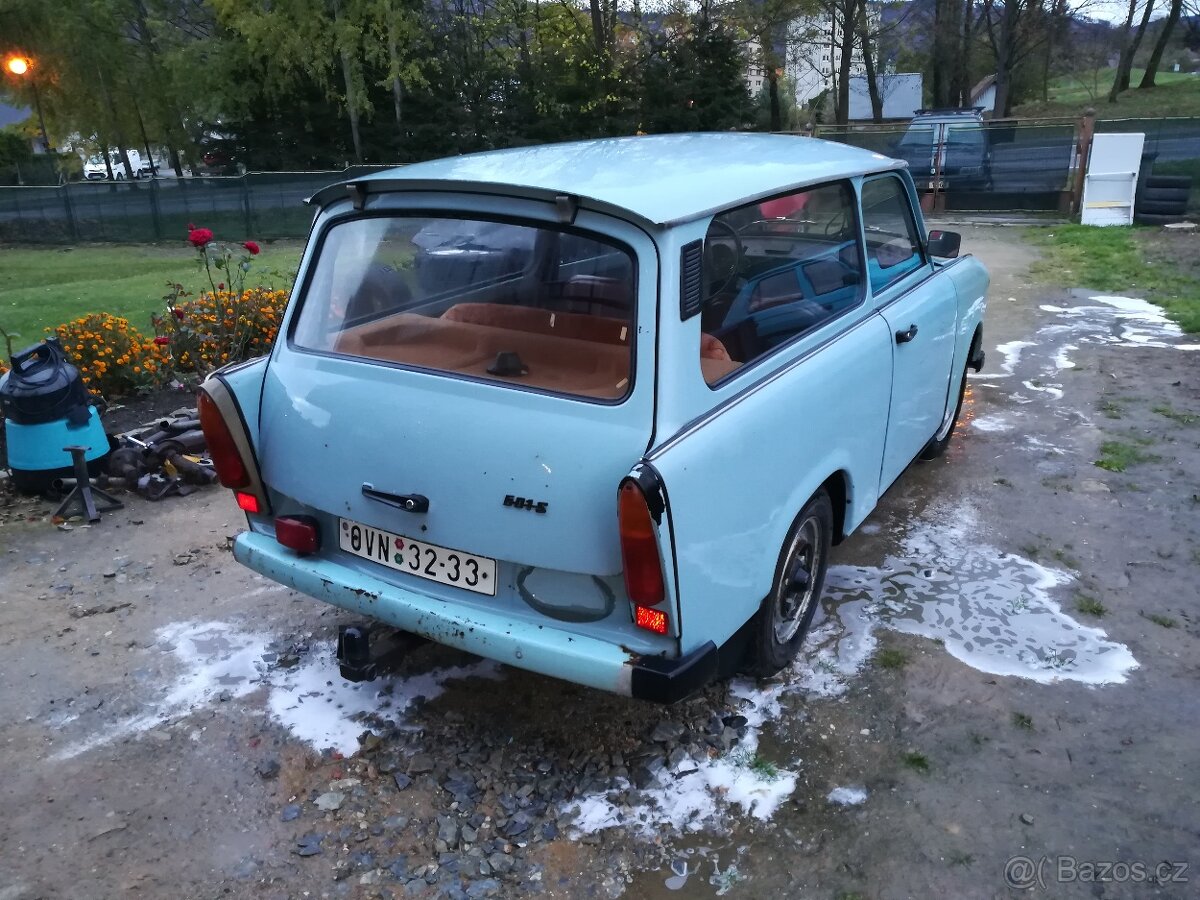 - REZERVACE - TRABANT 601 Kombi + přívěsný vozík - 3