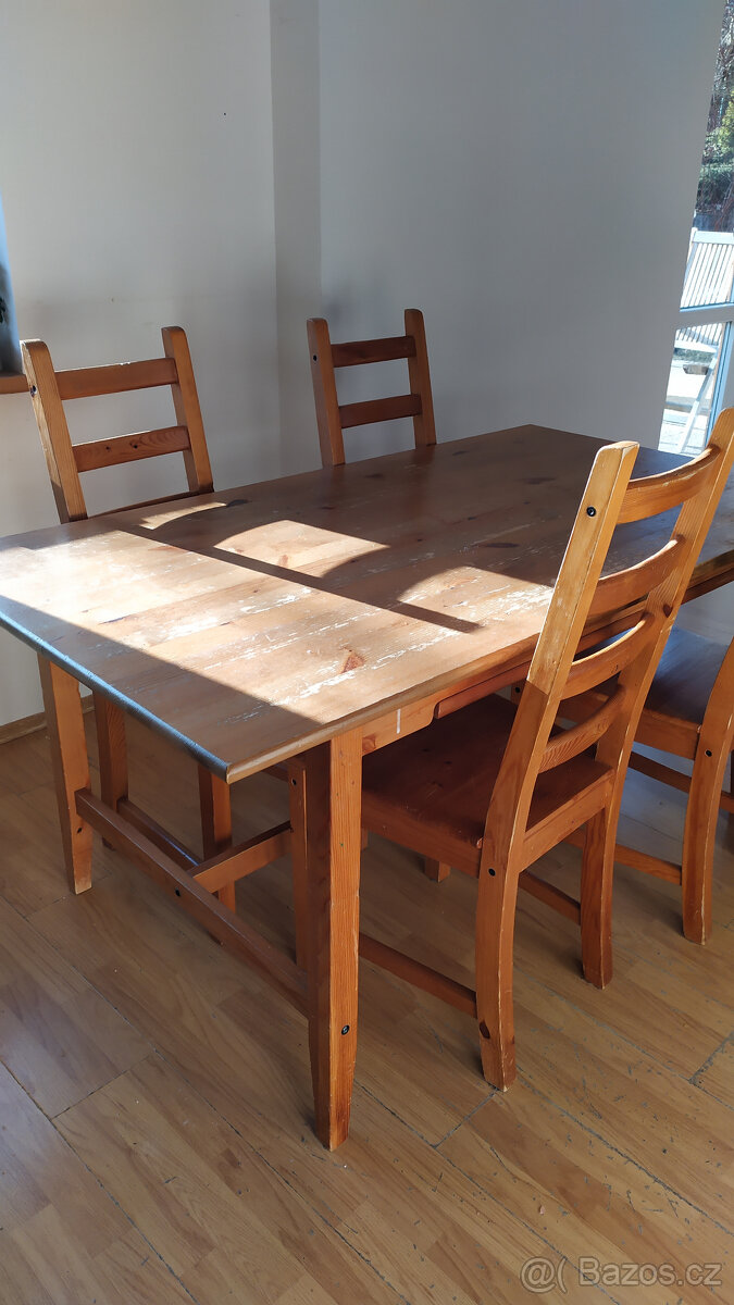 Ikea jídelní stůl + 4 židle - 3