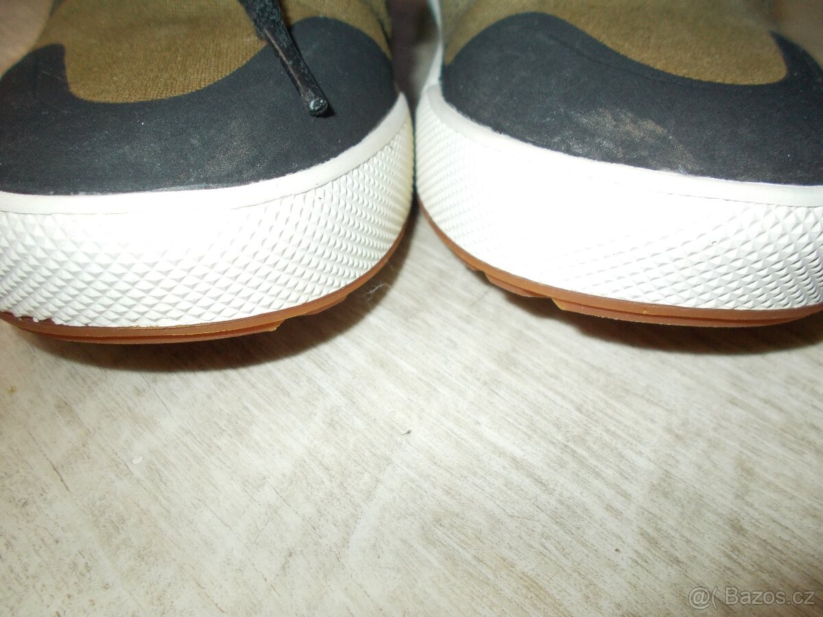 ŠPIČKOVÉ BOTY VANS ULTRARANCE PC 1919 KČ 100STAV - 3