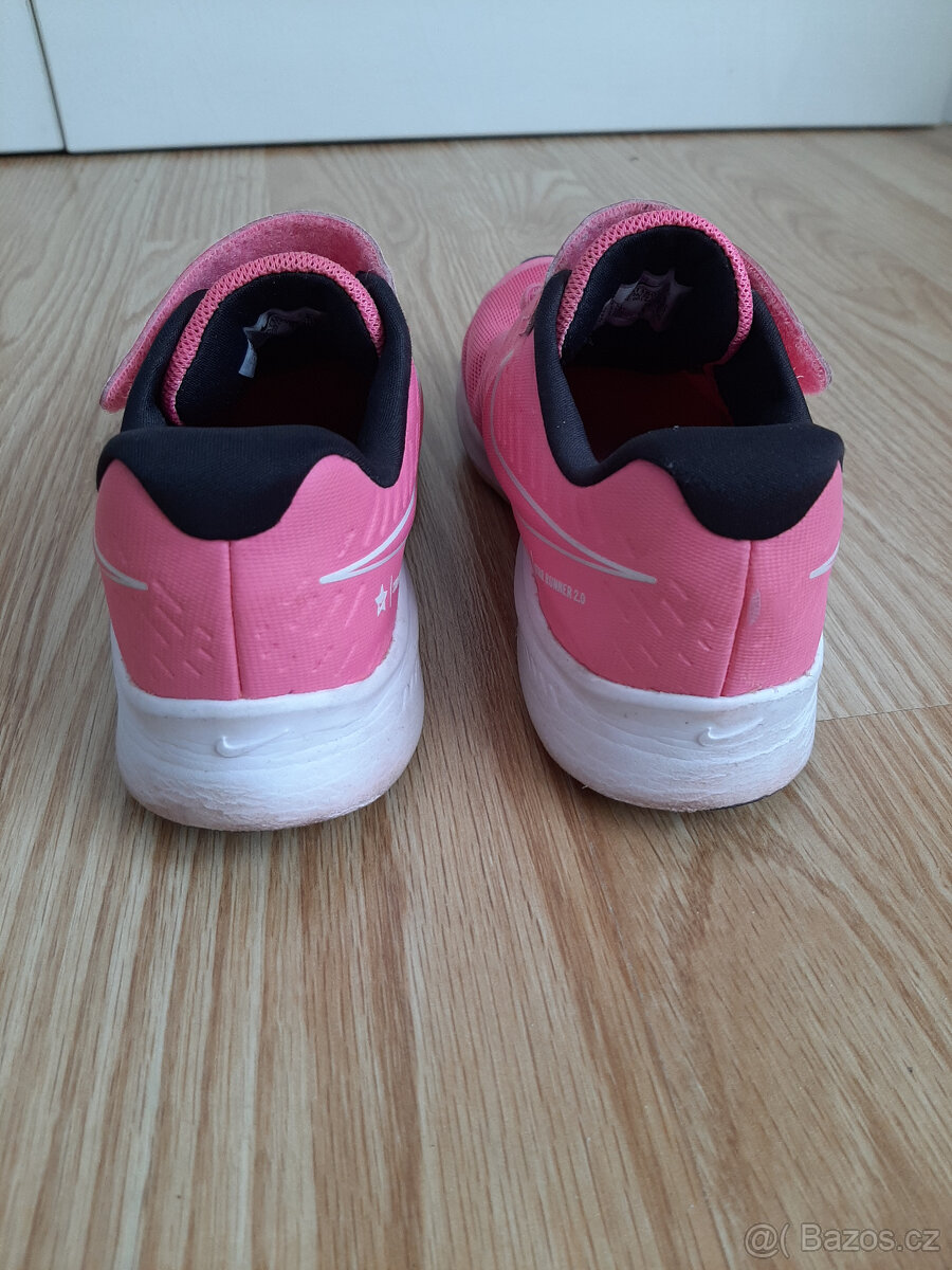 Nike dívčí běžecké boty - 3
