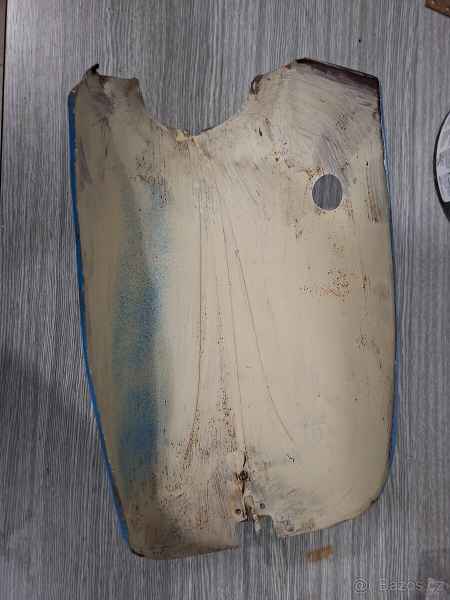 Jawa 50 pionyr - prsicka - 3