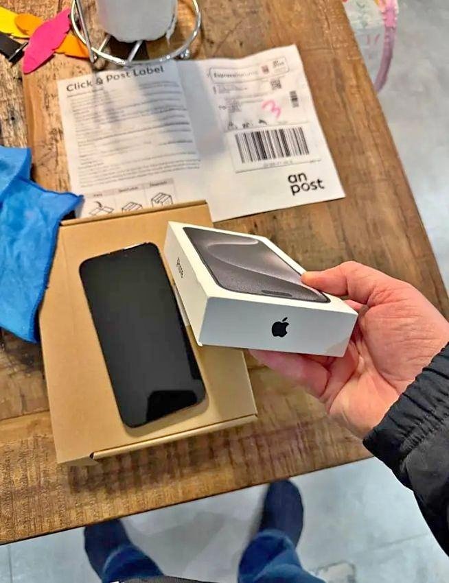 Iphone 15 pro max - 3
