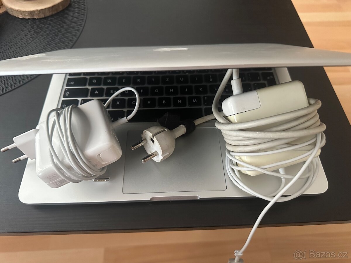 Apple MacBook Pro Retina 13" Mid 2014 (A1502) - 3