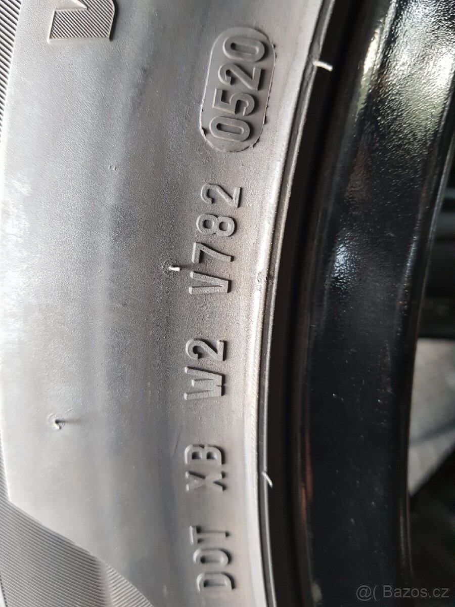 Mercedes 19"E-Class All Terrain - 3