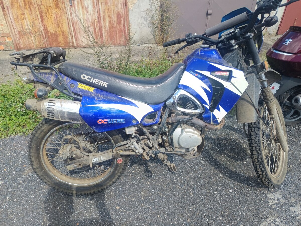 Moto - 3