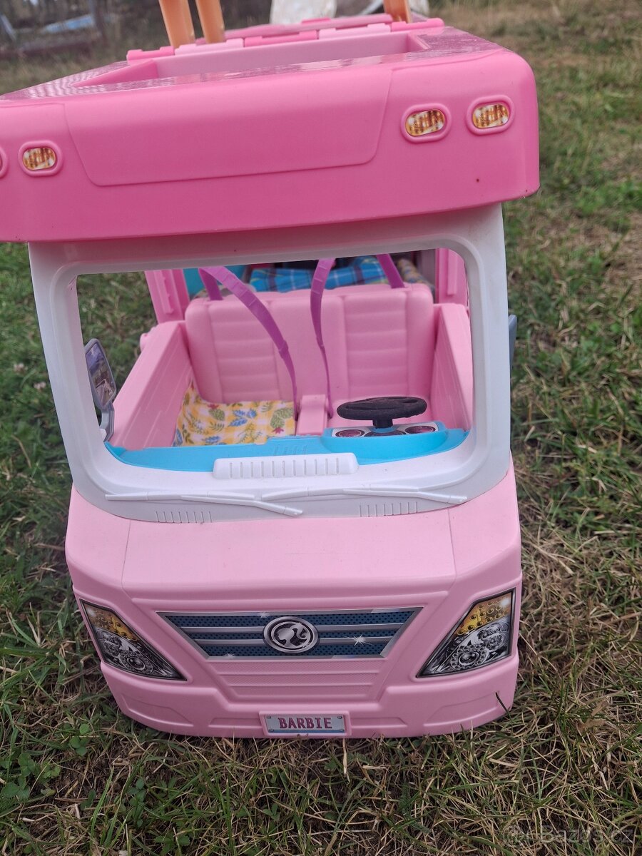 Barbie karavan - 3