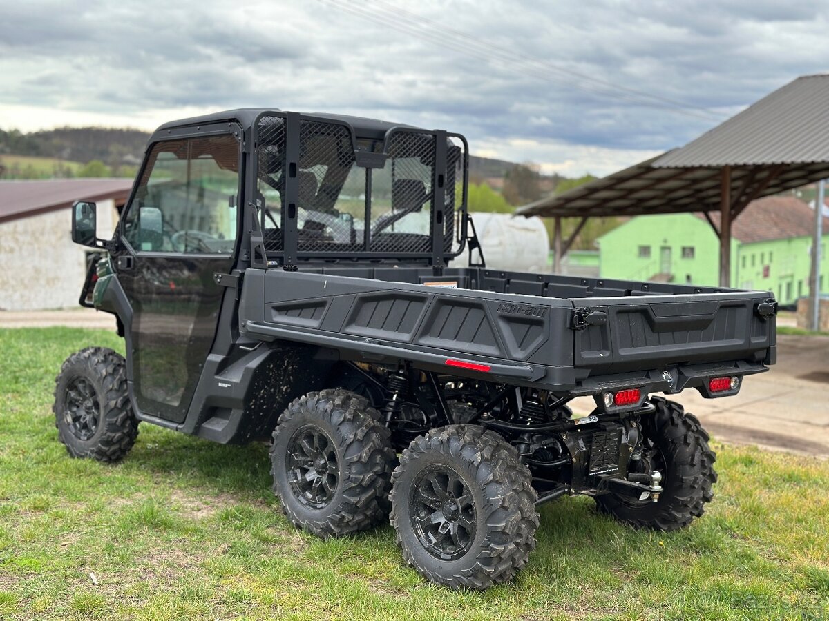 Can-am Traxter HD10 PRO 6×6 MY2023