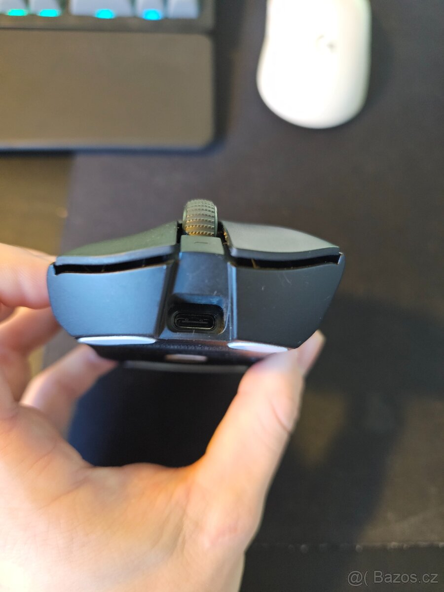 Razer DeathAdder V3 Pro - 3