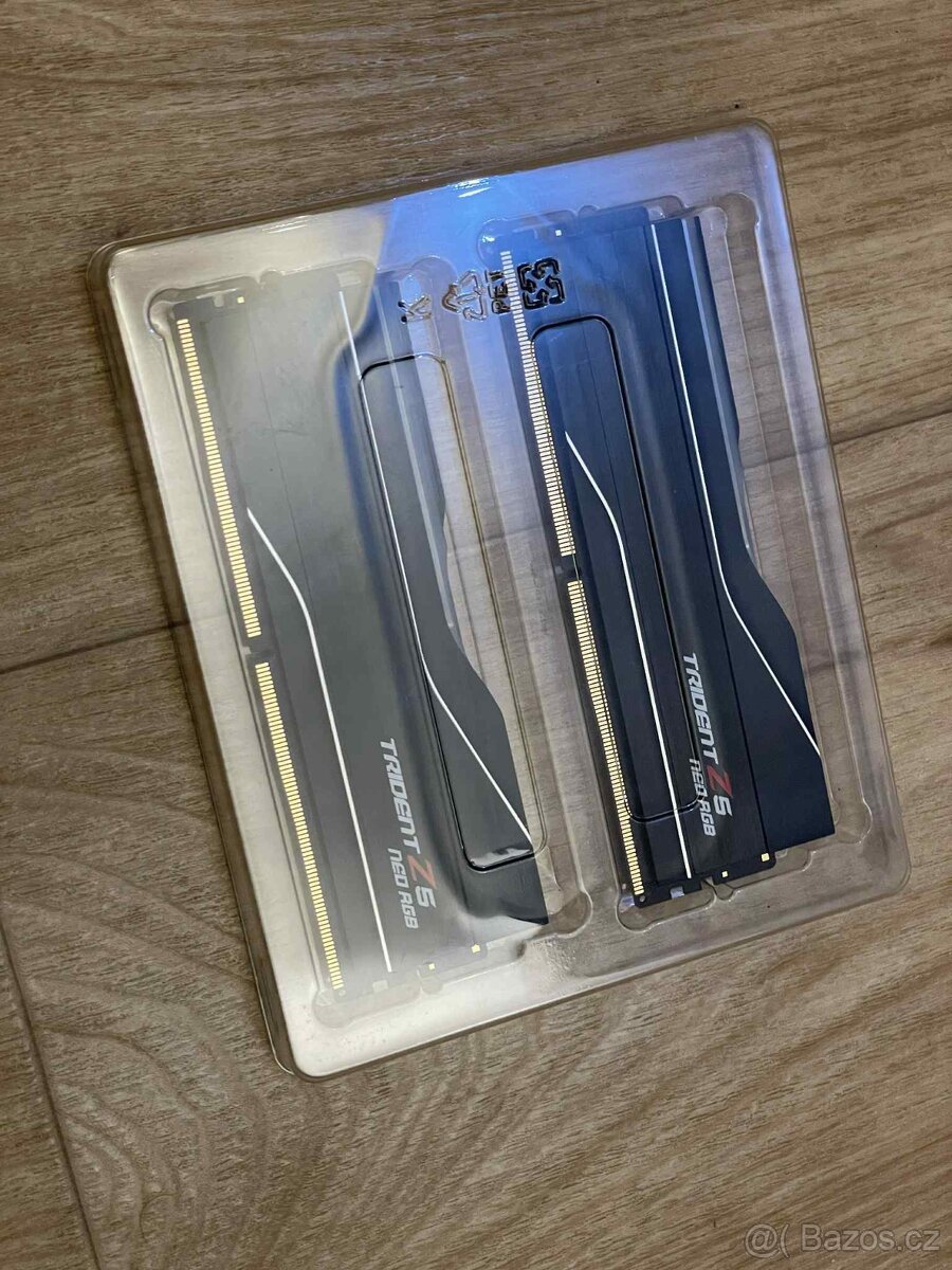 G.SKILL 32GB KIT DDR5 6000MHz CL30 Trident Z5 NEO RGB AMD EX - 3