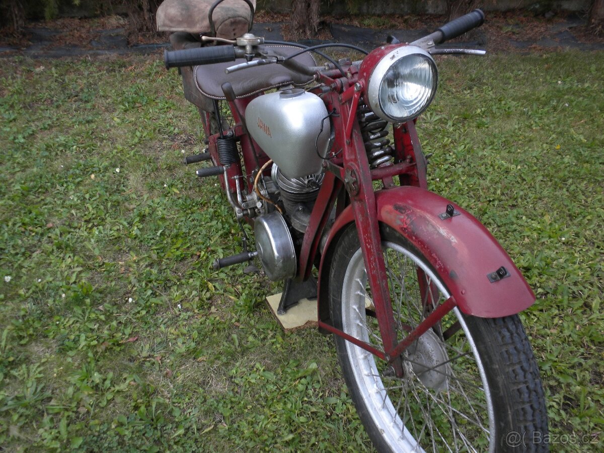 JAWA VILLIERS r.v.1934 bez dokladů dlouhá léta na půdě - 3