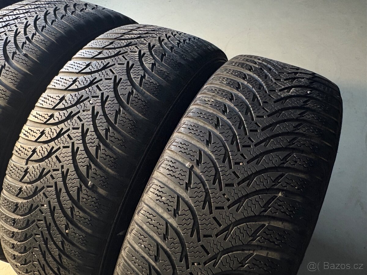 Zimní pneu Kumho 215/60R16 - 3