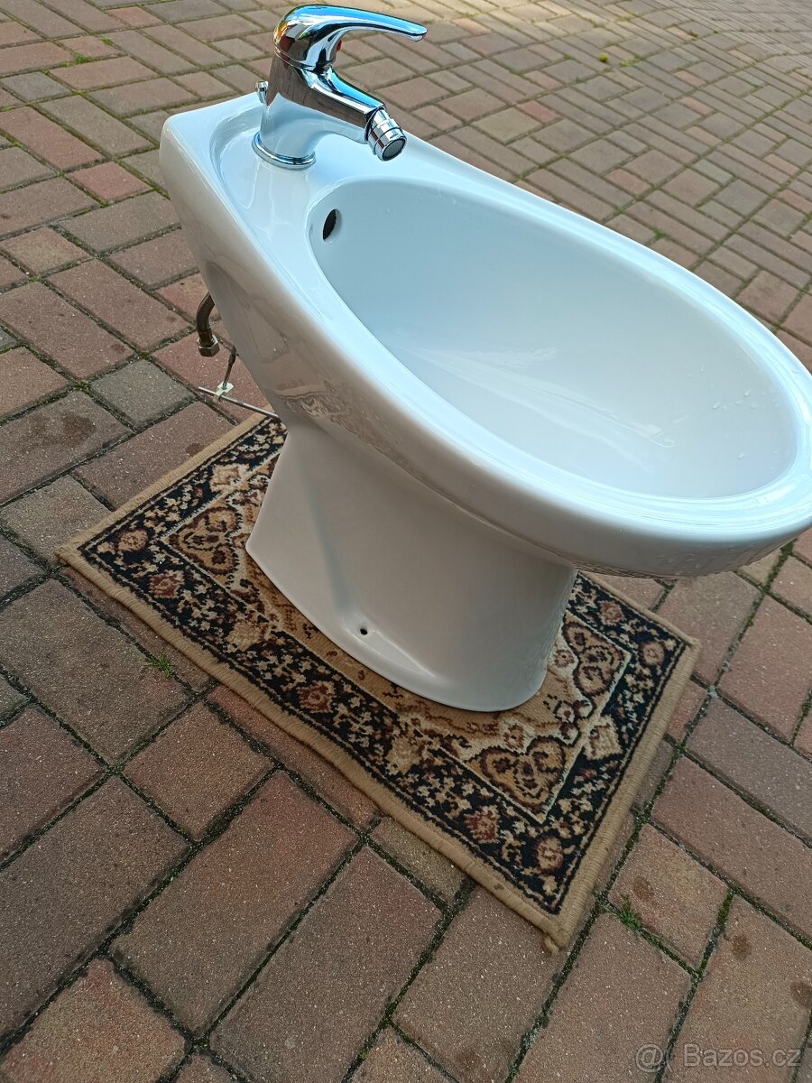 Standartní bidet kompletní - 3